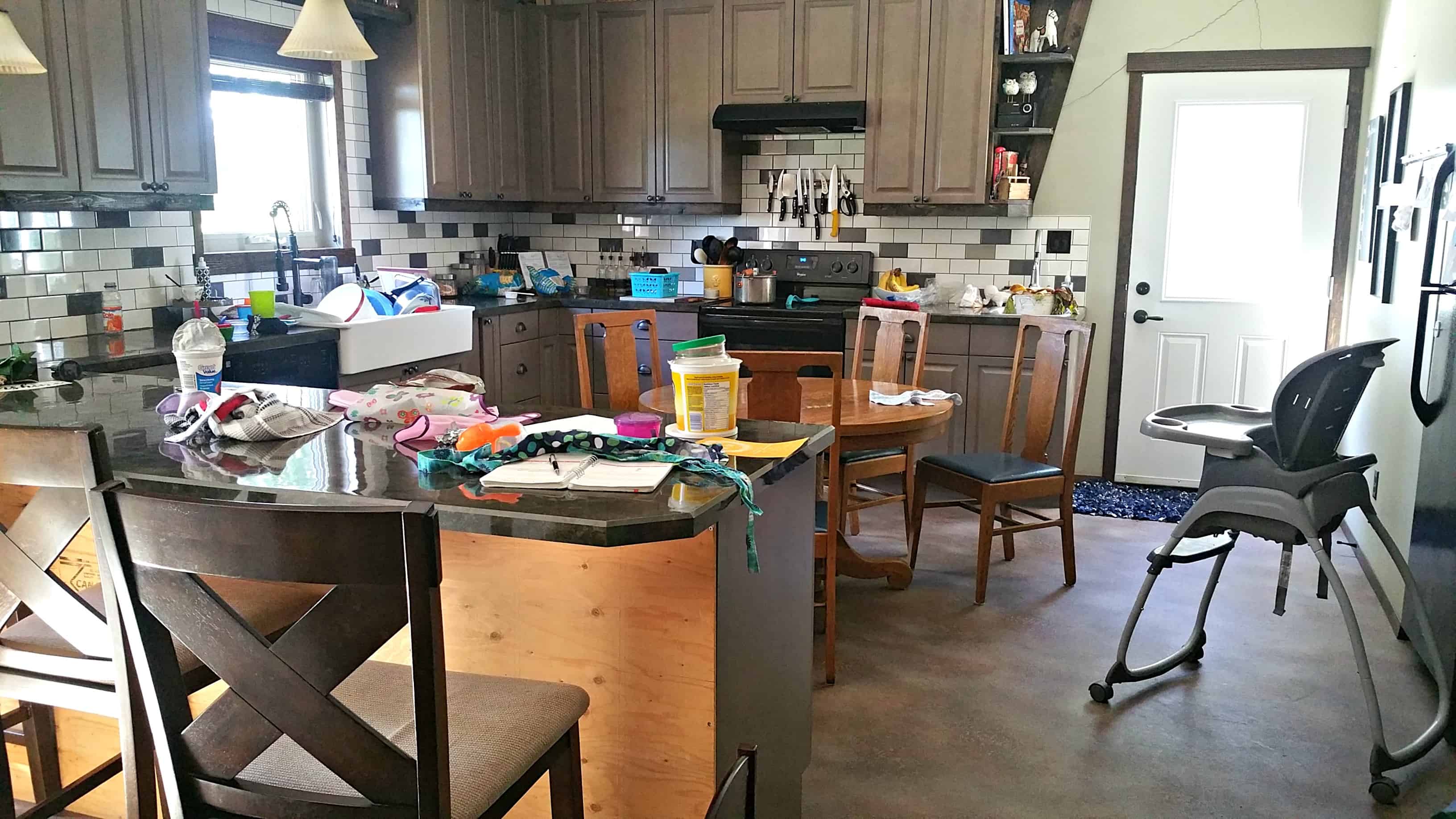 how to be a mroe efficient homemaker. increase productivity as a homemaker. the one room you need to keep clean. Where to start when your house is a disaster. Homemaking tips. The one room every homemaker needs to focus on. The heart of the home. Kitchen cleaning. How to boost efficiency. Maximize productivity. Have a happier home