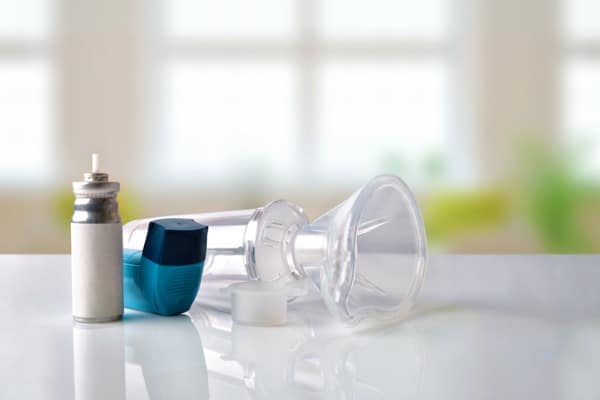 Asthma inhaler at home