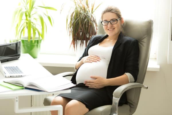 seat-cushion-pregnant-mom