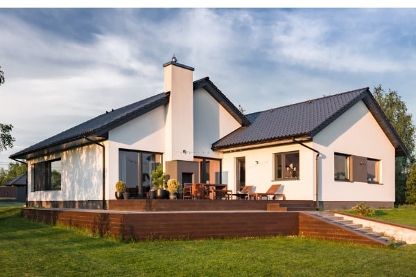 modern-house-nice-roof