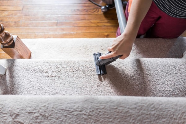 how to vacuum stairs how to vacuum stairs