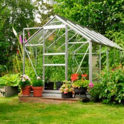 garden greenhouse benefits