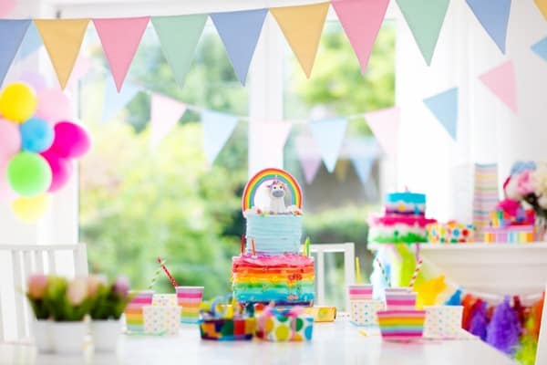 kids birthday party decoration and cake