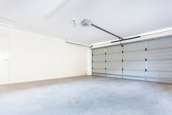 Use an automated garage door to keep the garage safe