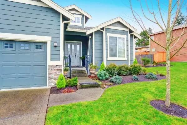 Maintain Your Curb Appeal